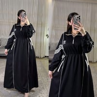 ملابس • متوفر • للبيع