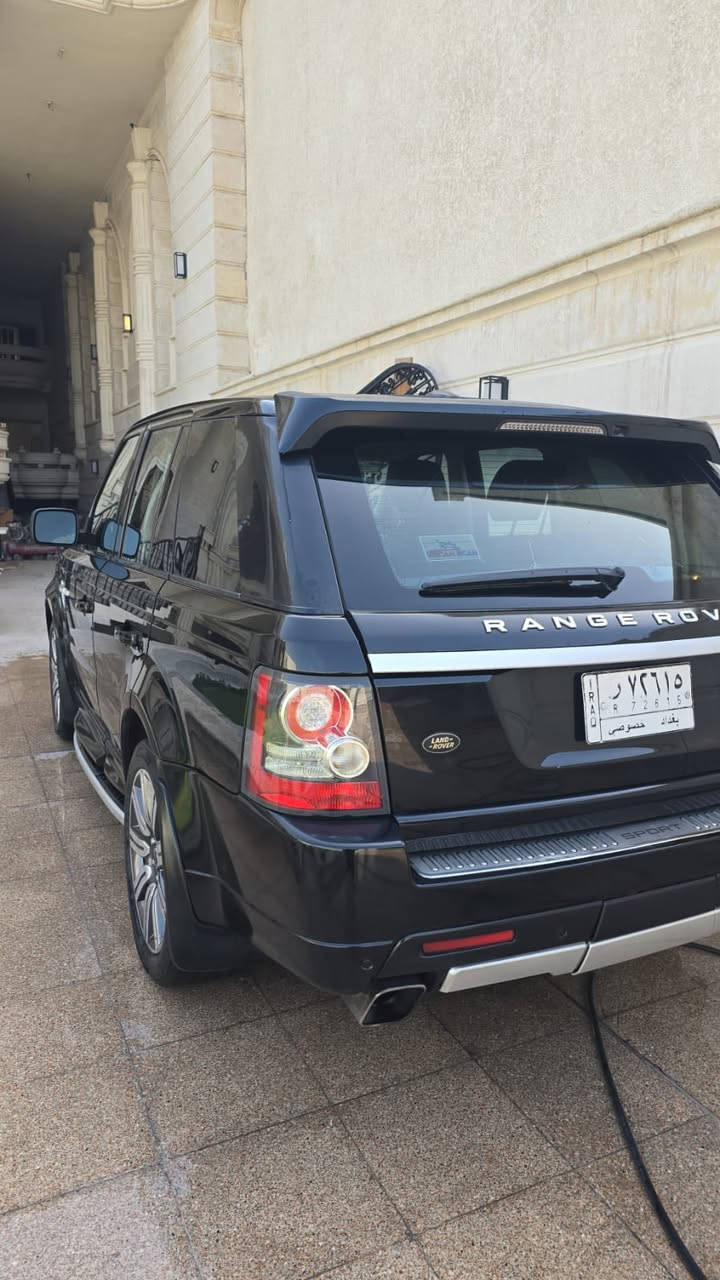 رانج سبورت ٢٠١١ رقم بغداد ب اسمي تحويل ثاني يوم مصفرة غرامات  حادثها جاملغ لا لغد ولا شاصي  بيها ٣ قطع صبغ والباقي كفالة سيارة جاهزة كير ومحرك شرط مناقصها برغي محرها العادي المرغوب  السعر ١٢٨ وبيها مجال بسيط اي ستفسار اتصال بصاحب السيارة اني مكلف بالنشر 

***********
