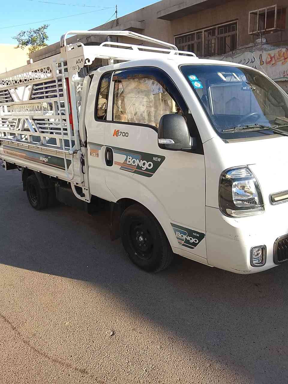 السلام عليكم كيا لبيع 2700 موديل 2023 بيها باب وصبغ بل ربع تبريد ثلج سياره جاهزه لشغل سعر 135وبيها مجال او مراوس بفحل مكان مدينه الصدر *********** غير متواجد نت
