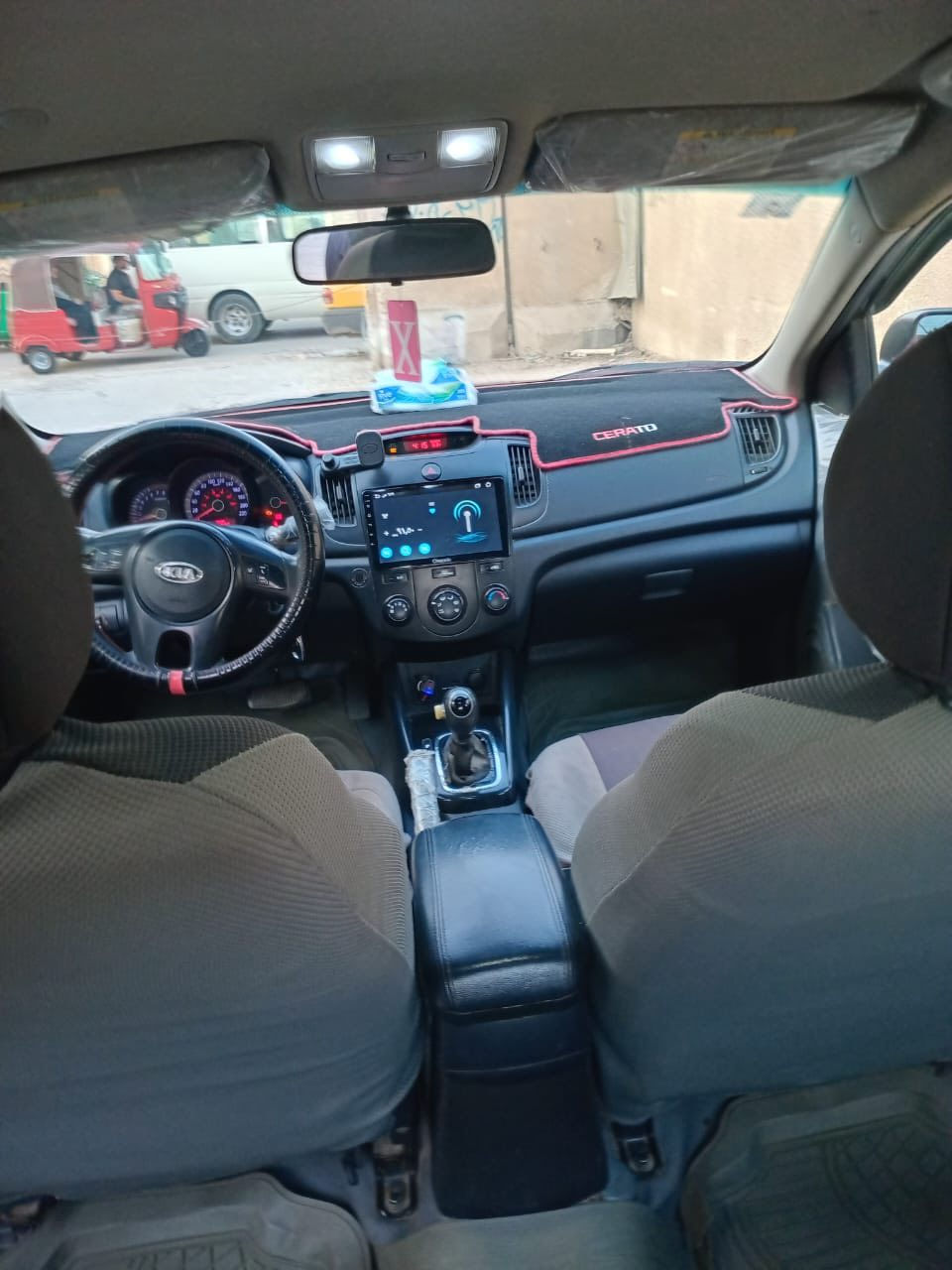 السلام عليكم فورتي للبيع ١٣ وارد امريكي مكينه ٢٠٠٠  رقم ديالى نكليزي   كير مكينه مكفولات تبريد كهربائيات  كلها شغاله بيها منضومه غار  سياره مرتبه وخير من لله حادث بنيد بارد  الباب خلفي عكس السايق وجاملغ بيهن طخه بدون دواخل  وبيها مكاني بغداد


**إذا كنت صاحب هذا الإعلان وتريد حذفه لأي سبب، رجاءا أرسل رسالة إلى الدعم الفني**