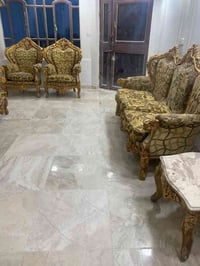 قنفات مستعملة • حالة جيدة • شارع تجار