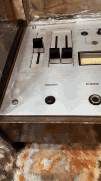 يوجد لدينا مسجل اكاي قديم اخو الجديد يعتبر موديل ٢٠٢٥ الي رايده يتصل أ...