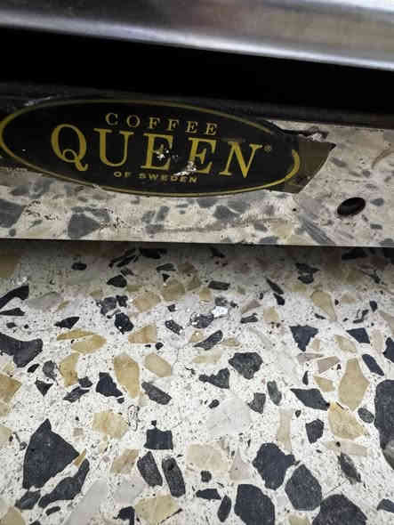 ماكنة قهوة إكسبريس إيطالي الصنع كوين اتصل *********** او***********
