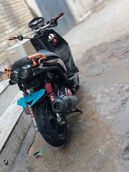 سلام عليكم جبلي للبيع دراجه فول مكينه كفاله مزود خارجي كله اصلي كله شغال بكلايت خليه ختم واحد ويه مكينه سعر ٦٥٠ مكاني مسيب رقم ***********
