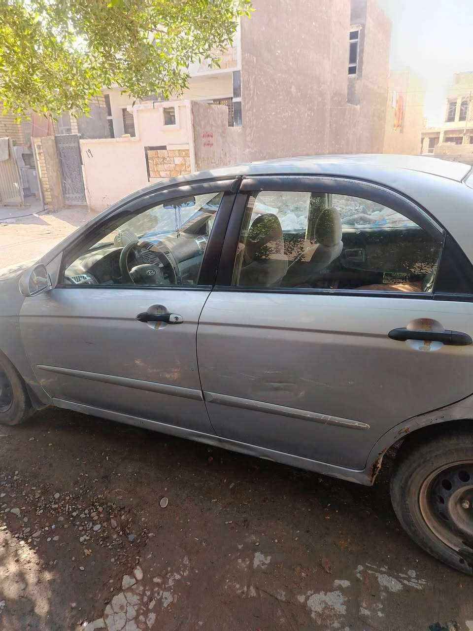 سيارة اسبكتره 2006 نظيفه سعر65 وبيها مجال ***********
***********
