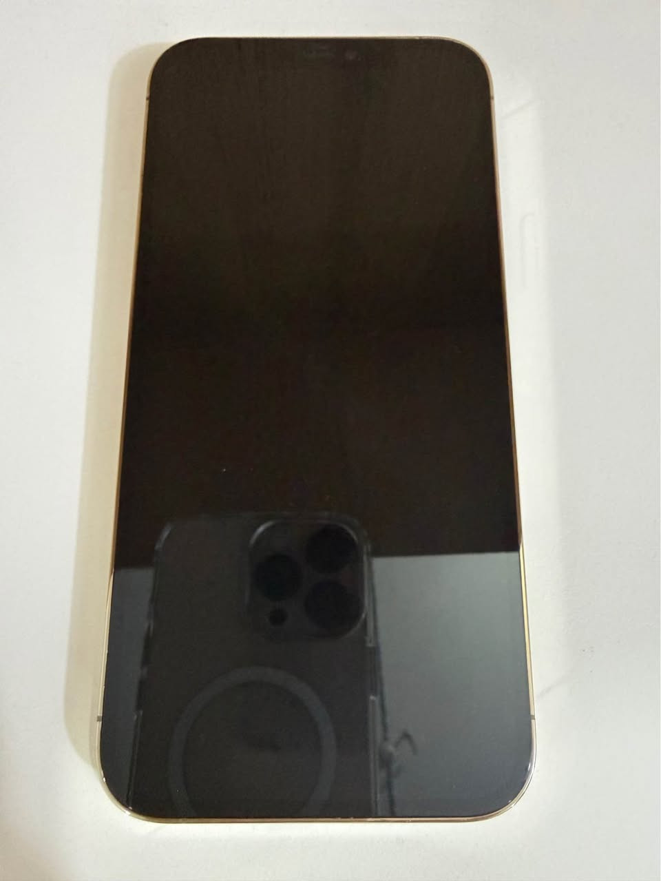 iPhone 12 Pro Max للبيع - سعر مناسب جداً
التفاصيل:
• النوع: ايفون 12 برو ماكس.
• حالة الشاشة: مستبدلة (درجة ممتازة).
• حالة الظهر: يوجد كسر (فطر) في الزجاج الخلفي (لا يؤثر على الأداء).
• صحة البطارية: 78%.
• الملاحظات: الجهاز يعمل بشكل ممتاز من ناحية النظام، الكاميرات، والسماعات. مناسب جداً لمن يبحث عن أداء الـ Pro Max بسعر اقتصادي.
السعر: [ضع السعر هنا] (قابل للتفاوض البسيط).
التواصل: [رقم الهاتف أو خاص]. النجف, العراق


**إذا كنت صاحب هذا الإعلان وتريد حذفه لأي سبب، رجاءا أرسل رسالة إلى الدعم الفني**