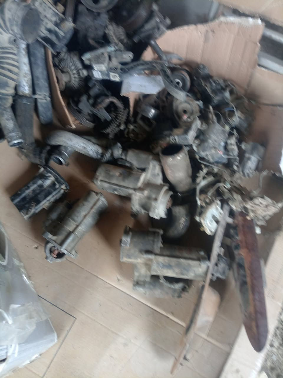 سلام عليكم غراض  ستاركس كلشي موجود حاوي 
شنو تريد عندي موجود هذا رقمي مكان السماوه الناحيه سوير ***********
