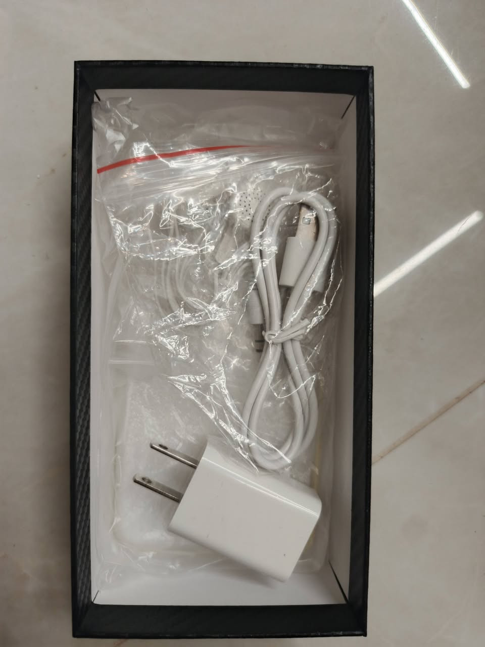 سلام عليكم متوفر تليفونات بسعر مناسب مو بس هذا النوع اكو أنواع بس كلها صيني اقل من ٥٠ الف


**إذا كنت صاحب هذا الإعلان وتريد حذفه لأي سبب، رجاءا أرسل رسالة إلى الدعم الفني**