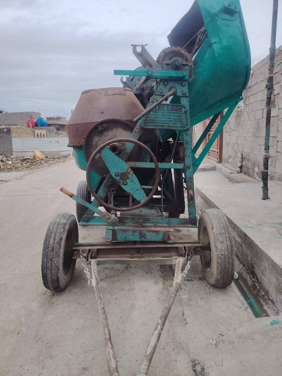 خباطه البيع مكاني بغداد الحسينيه مال معامل وهاذه رقمي ***********
