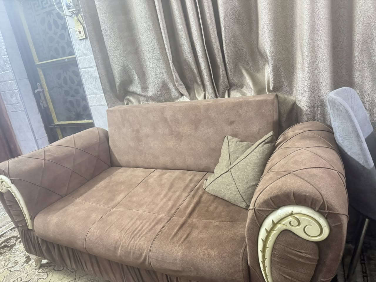 السلام عليكم 4 مقاعد قنفه ثنائية وكراسي ثنين المكان الحريه نظيفات كولش السعر 125 وبي مجال


**إذا كنت صاحب هذا الإعلان وتريد حذفه لأي سبب، رجاءا أرسل رسالة إلى الدعم الفني**