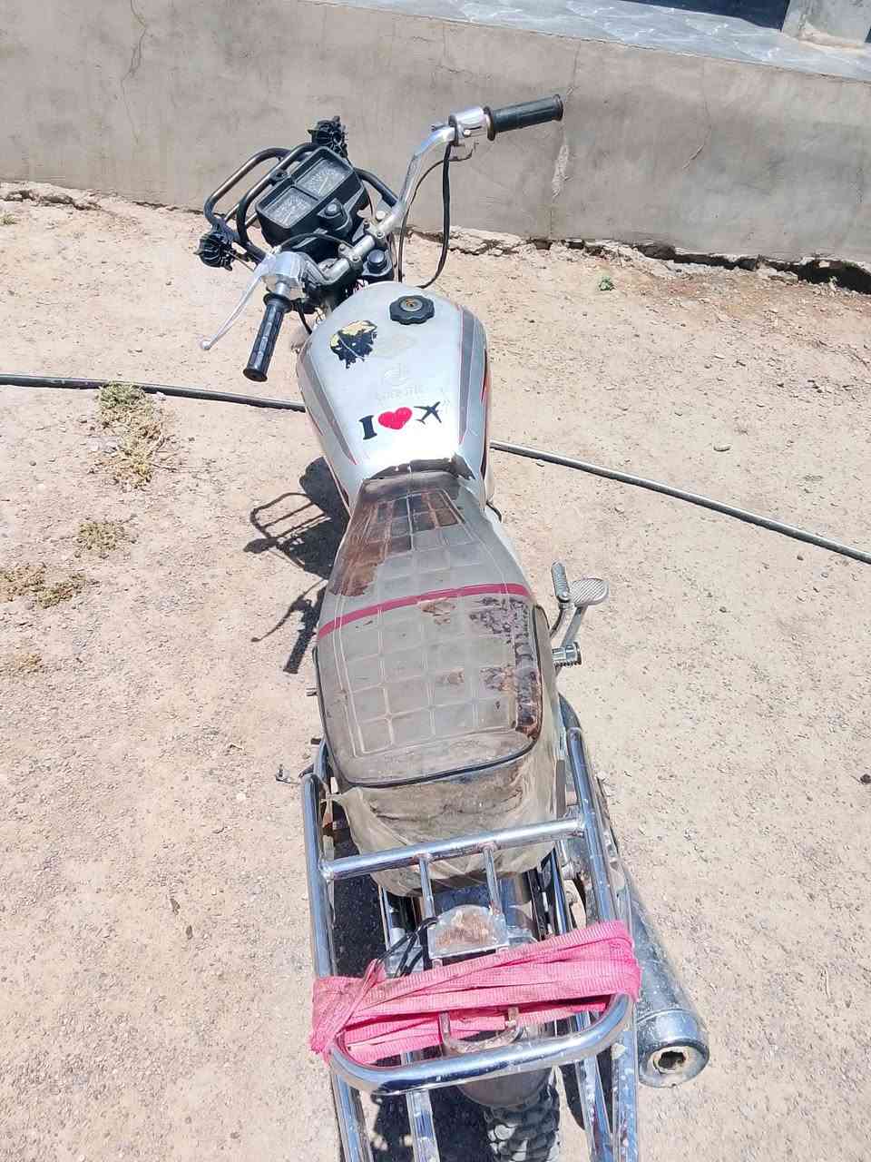 موطور تايگر موديل ٢٠١٨ للبيع السعر ٣٠٠ وبي مجال الشراي يجي خاص او يتصل على الرقم)(***********) وحياكم الله
