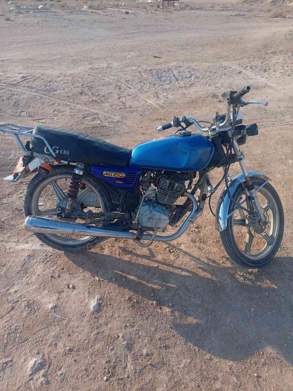 سلام عليكم دراجه ناريه البيع وبيها اوراق سعر 300 وبي مجال للستفسار الاتصال على الرقم ***********
