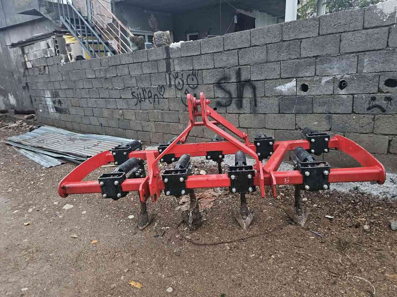 قەرەمستەفا  9قۆڵ  25سەعات ئیشی کردوە  شوێن سەیدسادق سعری11مەعمەلە***********
