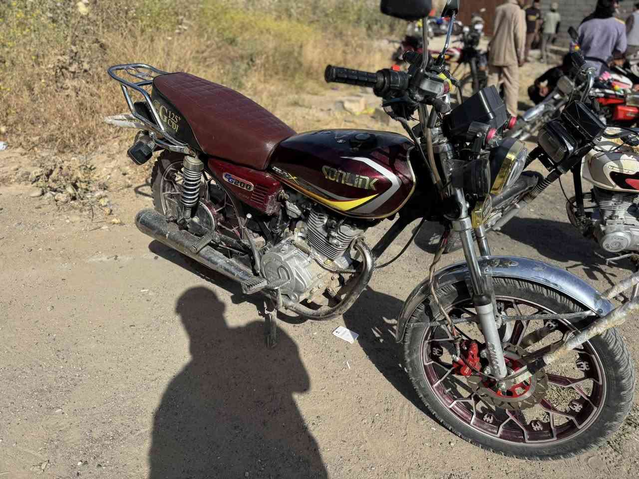 سونيك موديل2024 شرط ما مفتوح
وضع شركه 

كهربائيات كلشي شغاله بي

السعر650 الف

عنواني شركاط 

***********
