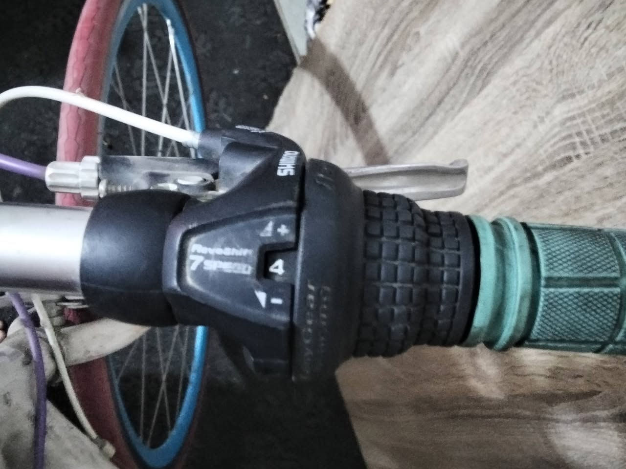 سلام عليكم السعر 120ياباني فافون  ***********
