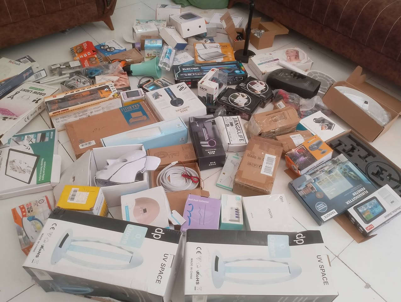متوفر شلعة الكتروني 3كراين تقريبا50كيلووو  تفاصيل بالصور
بيه ماطور تخريم الماني وشغلات حلووة 
الشراي يجي خاص مسنجر او واتس اب***********
