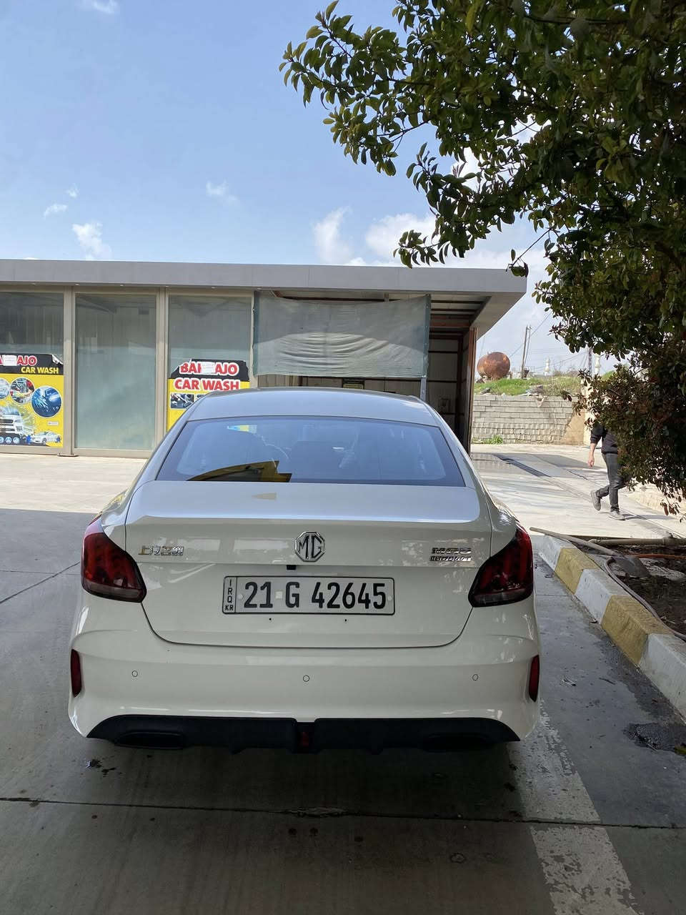 ئێمجی ٢٠٢٥ گێر عادی
کلینە بۆیاخی نیە رەنگی سبی 
سعرێرکی گونجاو تکایە نامە مەنێرە جواب نادرێیتەوە تەنها تەلەفون کە

***********
