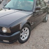 بي ام دبليو • ١٩٩٠ • مكينه ٢٥٠٠