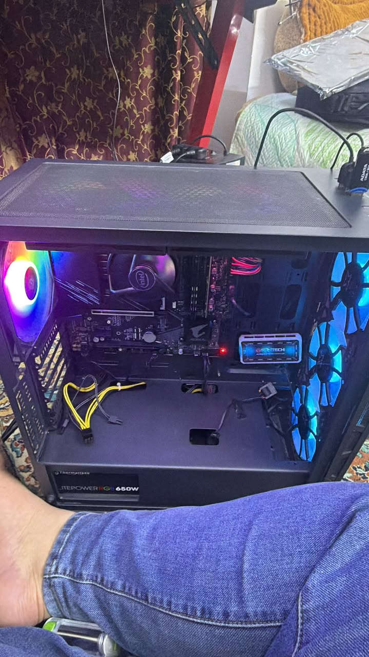 Pc games
شباب هاي التجميعه اني جمعته لكيت قطع للبيع وشتريتهن منهن المستمل ومنهن الجديد القطع الجديد
1المعلج
2- المذر بورد
3- الرامات
4-m.2
والباقي كله مستعمل هس نجي عله المواصفات المعالج i7 الجيل العاشر
كرت الشاشه 1060gtx8g
NZXT H7 FLOW الكيس
المذر بورد المرفقه صورته
مرفقه صورته M.2
RAM16gDDR4
RGP مراوح 6
السعر650 مجال بسيط للطيبين بس من تعامل خليك طبيعي
*********** وتساب وهاتف
