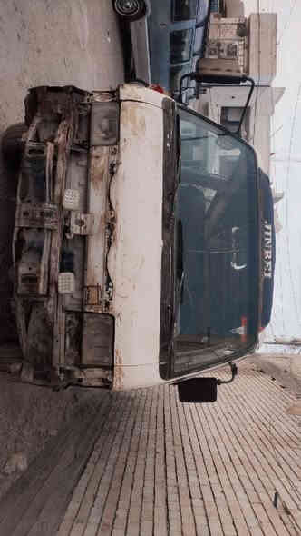 السلام عليكم اخوان سيارة كيا مازدا كير ومكينه ونجي تخم تاير كوم حديد اتكفل سرقة وعشائر راعيهة مسافر مكاني بغداد مدينة الصدر ام الكبر والغزلان ***********
