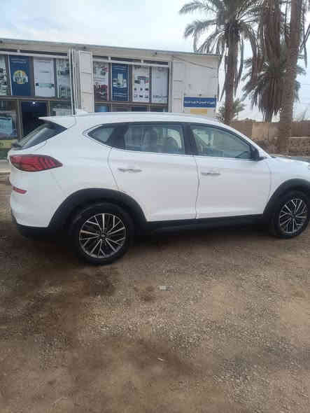 توسان 2019
خليجي كفاله عامه من الصبغ والفتح والتبديل فول عدا البنراما 
حداديه جيده جدا 
قطعتين تبريد تبريد بالجكمجه تخم تاير  بصمة تشغيل ترحيب عند الاقتراب بصمه احتياط محسسات 360 درجه كامره دواره رقم قادسيه شرط المداور السعر اتصل ع الرقم ***********
