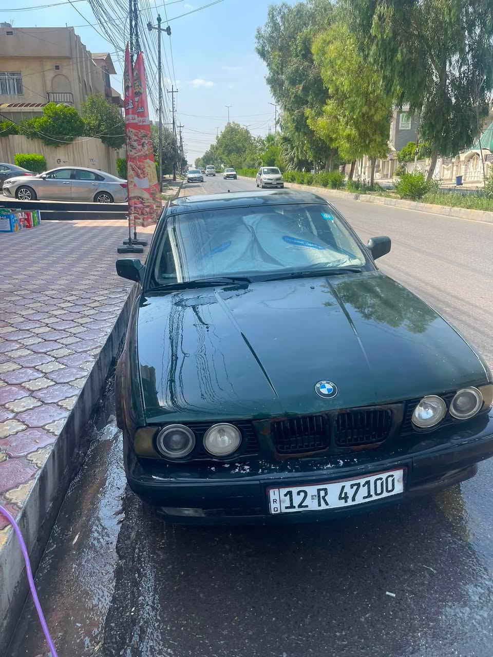 BMW525
موديل 1989
سيارة بسمي كابوني بانزين
سيارة بيها تقحيل 
سعر قفل 35 
***********
***********
