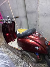 دراجه كلاسك 60 شغاله عوزه ترتيب السعر 130 وبيه مجال رقم الهاتف 0771078...