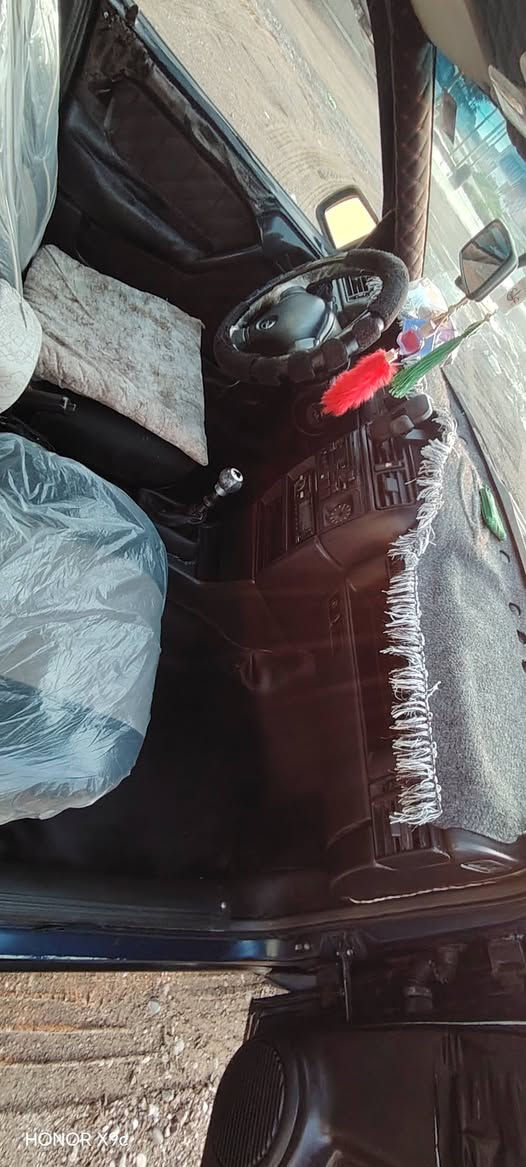 سلام عليكم سيارة اوبل فكترا موديل 1992 سنوية ورقم جديد شرط التحويل سيارة صبغ حزام مكنية 18 كير عادي مكينة بداية صرف مابي كابون بانزين مكان سيارة موصل شلالات قرية بايبوخت رقم الهاتف ***********.      سعر 42 وبي مجال
