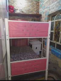 سرير • غرفة نوم