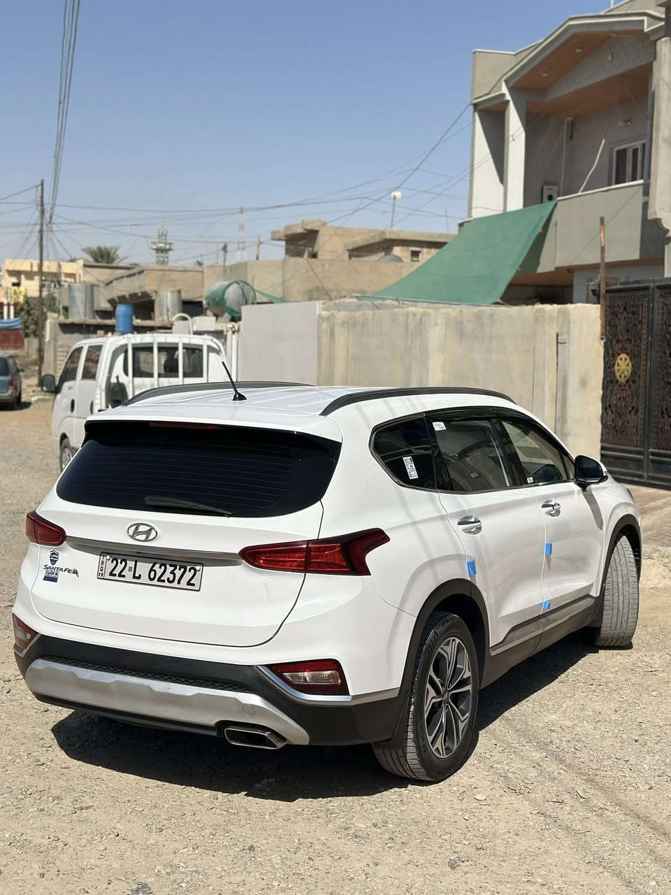 السلام عليكم سنتافي 2020 للبيع
السياره جديده مال بيت  خليجي 

 السعر 255 بيها مجال قليل 

المواصفات 

محرك 6سلندر 3500 شرط ما مفتوح 

صندوك ذكي كهرب 

بصمه بصمت ابواب 

شفتات ستيرن 8نمرات 

داخل لونين بيجي وغرميدي 

كشانه قماش كشانه كهرب 

7راكب وبعد بيها موصفات انوب 

كلين بيعه صبغ قبق البانزين شوها 

رقم اربيل دولي تحويل ثاني يوم 

مكاني صلاح الدين الشرقاط 

*********** كرومي
