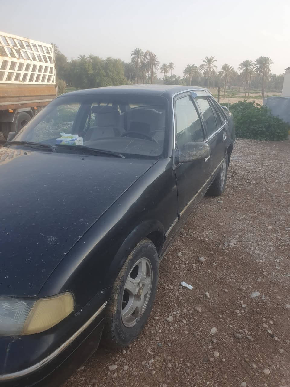 السلام عليكم 
برنس فراشة موديل 1997
رقم بغداد انڰليزي بسمي تحويل ثاني يوم
السعر 33$
الهاتف ***********
