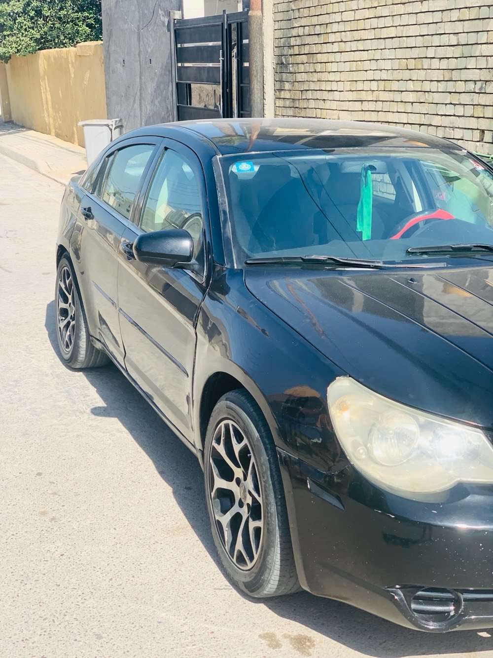 السلام عليكم 
للبيع او مراوس حسب القناعه
كلايسر c200
موديل 2008
رقم بغداد الدولي هزه بعدها منافذة
تحويل مباشر 
محرك 2400
تخم تاير جديد
صدر امامي جديد
باتري جديد
منضومه بانزين جديدة
السياره عليها ادامه كامله
صبغ حزام اثر شخوط وجماليه 
نقصها فقط التبريد مع العلم الفان يشتغل والكهرباء متصله يعني لو بوري مزروف لو غاز لان ميبرد
السعر 72 وبيها مجال 
مكانها بغداد اللطيفية 
***********