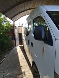 نيسان يورفان موديل ١٤ للبيع السياره جاهزه الرقم  07722686775 075093743...