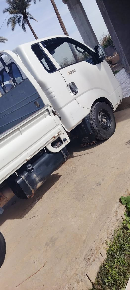 السلام عليكم كيا للبيع موديل  2011  صلاح الدين تحويل من الصبح مكفوله شاصي محرك كير  /بدون اي صبغ  العنوان صلاح الدين الضلوعيه
الاتصال على الرقم
***********
