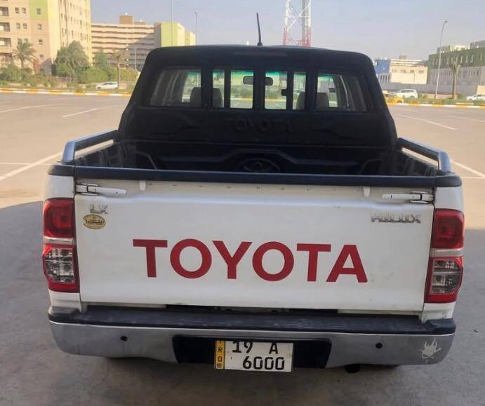 هايلوكس موديل  2013  سعودي  أوتماتيك
= (( رقم مميز  )) 6000  كربلاء  (( رقم مميز )) 

 = تخم أطارات جديد   سنوية جديده  2030

 = سيارة جاهزة    السعر(  220  $ ) وبية مجال  

 = مكاني  بغداد   بسماية    ***********
