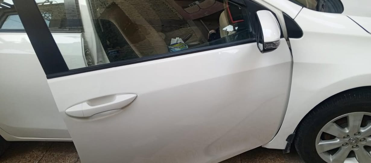 كورلا 2015
رقم بغداد . محرك 1600 
شركة عامة 
ماشية 116 
كير محرك شرط مكفول وعلى الفحص ( دهن وصيانة كلة بالشركة من 2015 )
السيارة بيها بابتين صبغ  ( وحدة بيها معجون والثانية فقط توحيد لون ) بدون داخلي 
بيها بارد بالجاملغ 
سيارة نظيفة وعلى ايدي 
رقم بغداد 
مكان السيارة الاعظمية
السعر 130 ورقة وبيها مجال 
رقم الهاتف ***********
