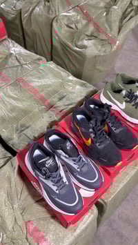 نايك فيتنامي • 12 قطعة • ملابس