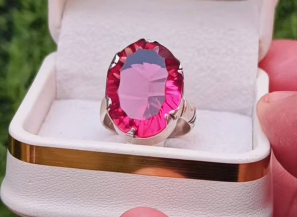 السلام عليكم ..للبيع قيم واخذ


**إذا كنت صاحب هذا الإعلان وتريد حذفه لأي سبب، رجاءا أرسل رسالة إلى الدعم الفني**