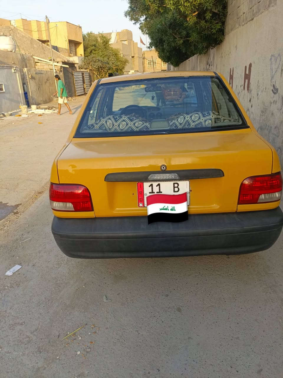 سلام عليكم سايبه موديل 12 مصفره هيئه وغرامات رقم انكليزي مكينه وكير مكفولات شواصي معمره تعمير درجه اولى سياره تخم تاير صدر نضيف السعر 22 وبيهه مجال مكان بغداد رقم الهاتف ***********

