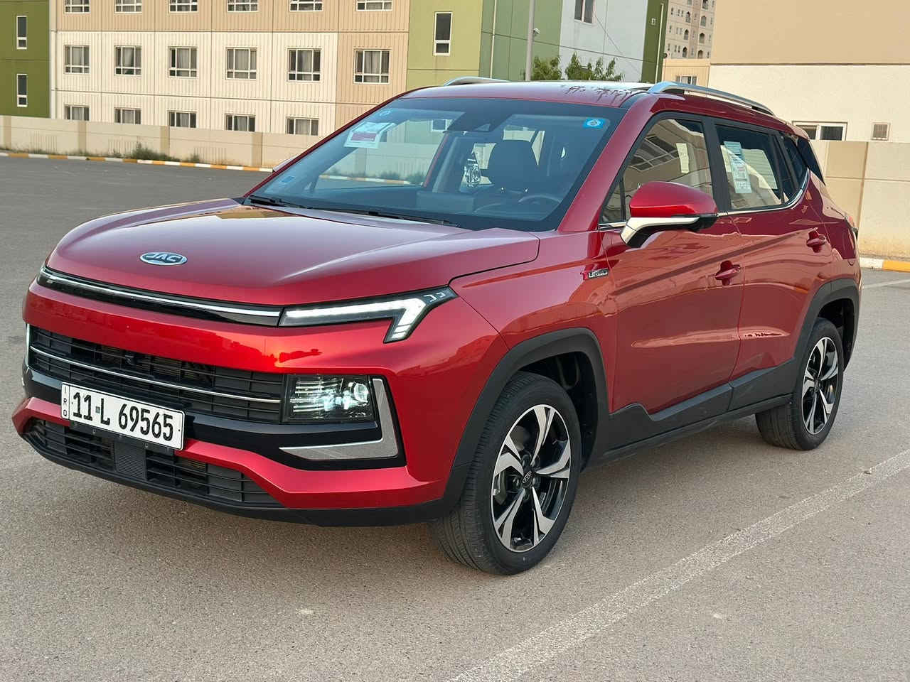 🚗 للبيع
جاك جي
✅ المواصفات :
✅ الموديل: 2024
✅ الوارد: خليجي  
🚗 ماشي 16  الف 
سيارة بسمي رقم جديد 
🔧 المحرك: 1500تيربو 
⚙️ ناقل الحركة: أوتوماتيك
🛞 الويلات: 18 إنش
🔹 4 سلندر 5-1
‏ Turbo
🔹 عزم قوي وتسارع ممتاز
🔹 صرفية وقود جيدة
✔️ شاشة وسطية كبيرة فل تتش
✔️ عدادات ديجيتال
‏✔️ Apple CarPlay & Android Auto
✔️ كاميرات 360 درجة
✔️ حساسات أمامية وخلفية
✔️ رادار أمامي + مثبت سرعة
✔️ نظام المحافظة على المسار
✔️ نظام النقطة العمياء
✔️ سقف بانوراما
✔️ مقاعد جلد فاخرة
✔️ تحكم كهربائي بالمقاعد
✔️ تبريد وتدفئة مقاعد أمامية
✔️ شاحن لاسلكي
✔️ تشغيل بصمة + دخول ذكي
✔️ مكيف أوتوماتيك مزدوج
✔️ باب خلفي كهربائي
✔️ إضاءة LED كاملة
‏✔️ ABS + ESP
✔️ وسائد هوائية متعددة
✔️ نظام مراقبة ضغط الإطارات
🕹️  مكانه بغداد حي البنوك 
  فقط بيه باب صبغ 
سونار مرفق بل منشور 
 
 السعر 110
***********
