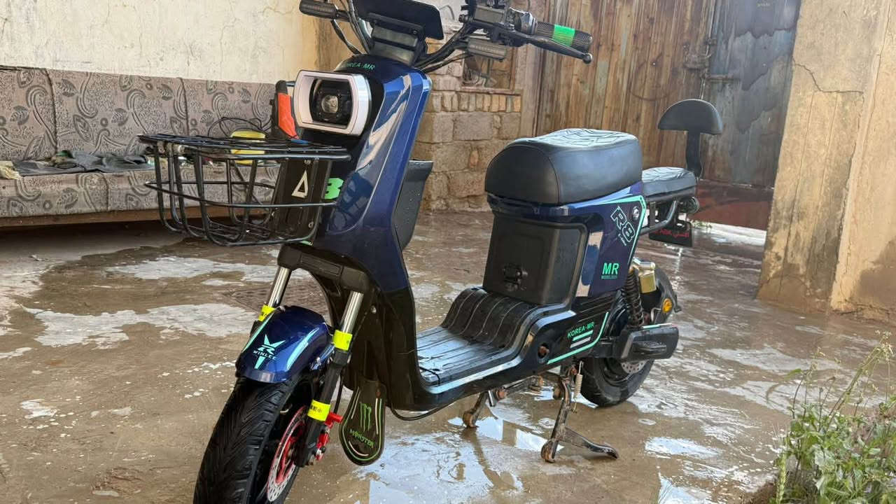البيع R8خير من  مابيها نقص  
مصارلها  اهواي من اخذتها  بيع  450 بيها مجال حك الجيه او مراوس بيراني شعندك نزل مكان بعقوبه ***********
