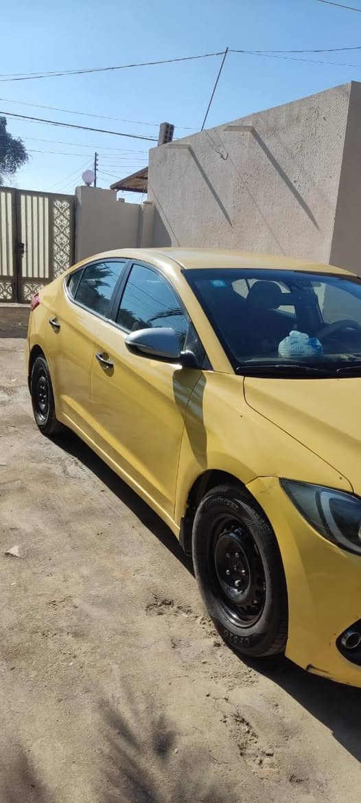 السلام عليكم للبيع النتره 2016. خليجي بسمي  وهيئه مصفره مكينه 2000  وكير خير من الله  العنوان سماوه  دوشمه جديده تخم تاير حداديه فول.  رقمي ***********
