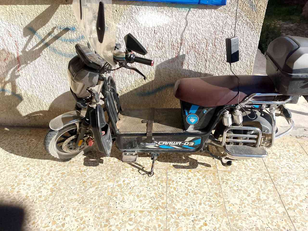 سلام عليكم دراجة هارلي للبيع نظيفه فول سرعتها 99 السعر 600 الاتصال ع رقم ***********
