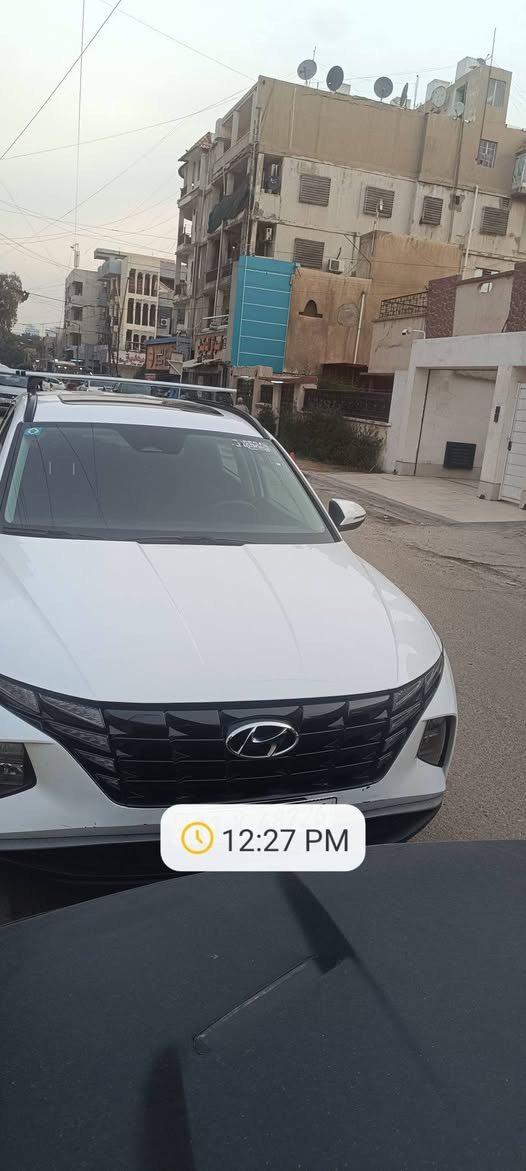 توسان وارد امريكي للبيع
توسان وارد امريكي ماشية 25 الف 
السيارة مكفولة لغد وشواصي وحادث بدون صبغ او ايرباك 
مواصفات السيارة
1-فتحة
2-تشغيل بصمة
3-شاشة. ايباد
4-دفع رباعي
5-رادارات جانبية وخلفية وامامية
6-توقف ذاتي وقيادة ذاتيه
7-دخول ذكي 
8-تدفئة مقاعد امامي وكراسي كهرباء
9-فول تحكم ستيرت وكامرة دواره
10-تشغيل عن بعد 
11-باب الصندوق الخلفي كهربائي 
12-نقاط عمياء واشاير بالمري
وبعد بيه هوايه مواصفات 
صور الحادث كدامك بالمنشور والسيارة بدون صبغ
موديل 2022
مكان السيارة بغداد-الكرخ

تفاصيل اكثر اتصل 
وتساب
***********
