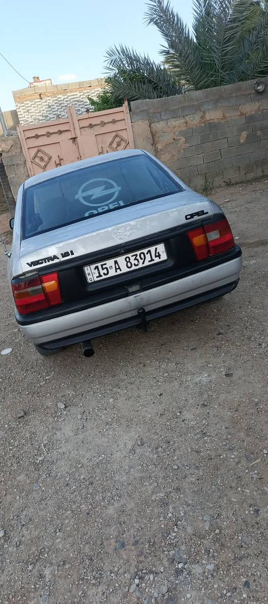 هاي للجنايه اوبل فكترا موديل 92 محرك 1600 المرغوب سنويه لل 30 رقم نكليزي محرك كير صدر كهربائيات شرط الكفاله السياره بلاديه لا صبغ ولا ضربه لايت زنون مسجل وسستم سماعات كله جديد السعر ٢٨ وبيه مجال للطيبين للاستفسار *********** مكاني هيت قرية خزرج
