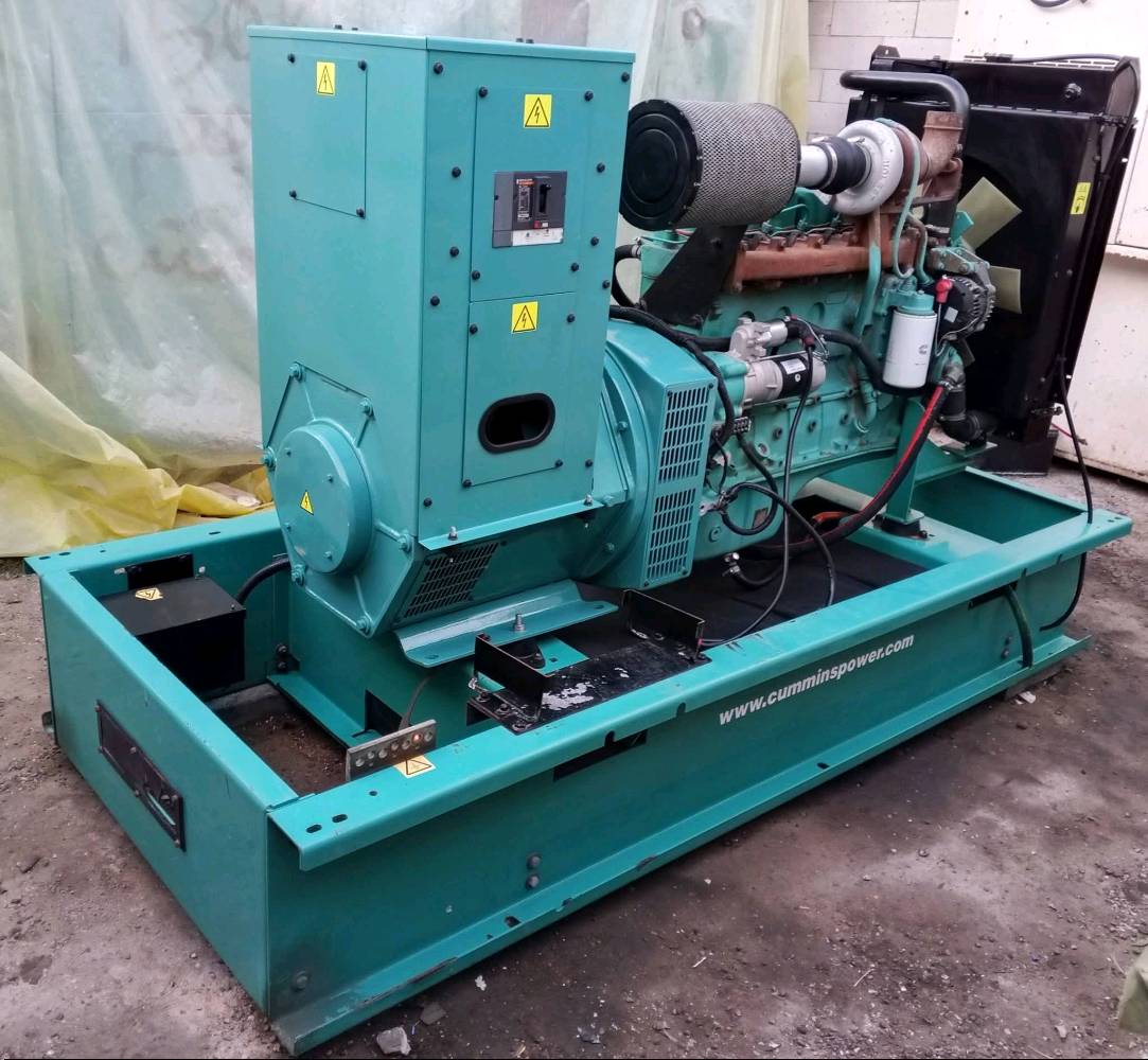 للبيع كمنز 150كيفي بلادية مشتغلة قليل 
سيت بلاد امريكي محرك 6سلندر 102
برغي ممفتوح على وضع الشركة ستندر بدون بخار العنوان بغداد 
