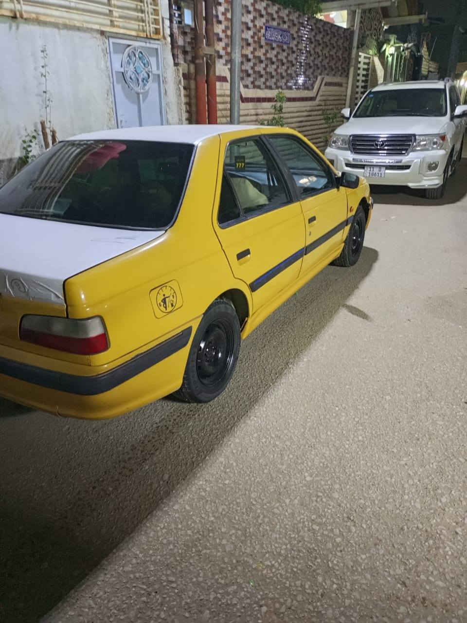 سلام عليكم بيجو بارص موديل 15 سيارة جاهزة السعر 35 مكانه النجف سياره رقمهم النكيلزي رقم ***********
