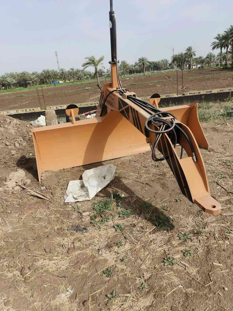 السلام عليكم للبيع معدلان ليزر العرض 3متر ارتفاع 70 مامشتغل ولاخط حديد ثقيل فولاذ ألاستفسار اكثر اتصل ***********
