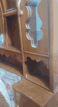 سلام عليكم عندي هاي الغرفه الخشاب لبيع السعر 750بيهه مجال تواصل ويه الرقم ***********///***********المكان الفلوجه حي شهداء قرب مجمع البرديني
