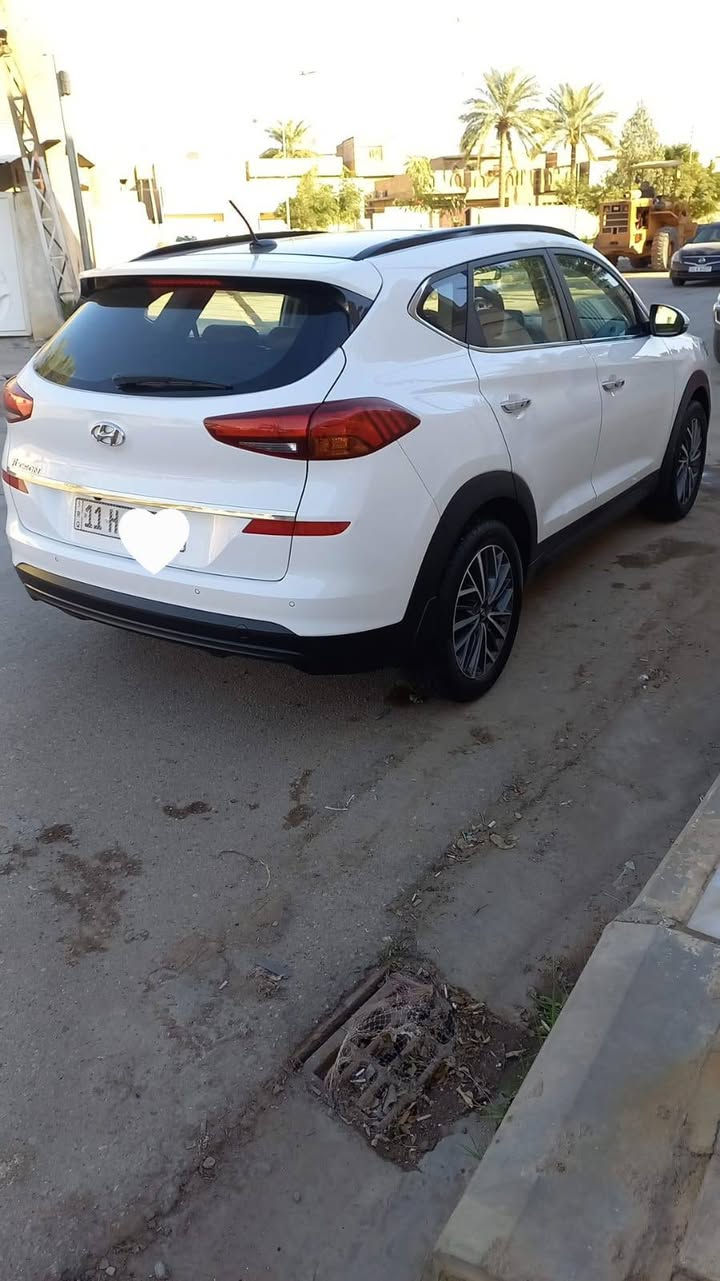 ⭕️ توسان خليجي 
موديل 2020 شركة الكَاصد
فول مواصفات 1/1
سيارة جاهزة من كلشي رقم بغداد بسمي شخصيآ 

📌 الضرر :-
  سونار مرفق بالصور 

📌 المواصفات :-
نظام ترحيب للسائق
3 انظمة قيادة
ابواب بصمة
بانوراما سقف كامل
بصمة تشغيل مع بصمة احتياط اصلي
بنوراما كاملة على طول السقف
داخل بيجي
مري شفط
حساسات أمامية وخلفية
كاميرا خلفية دوارة
أنظمة قيادة ع الجهتين
منظومة زنون
5 عدسات
كشنات كهرباء
تدفئة وتبريد
تبريد قطعتين
محرك 2000 دوش
ماشية 106 الف 

📌 الحالة :-
السيارة جديدة وجاهزة
وكلشي بيها جديد ونظيف
ما بيها أي نقص 
يعني شغل واطلع على الخير والبركة للياخذها

📌 المكان :-
واسط 

📞 للاستفسار الاتصال ***********

🔴 السعر : 218$ بيها مجال لشراي
